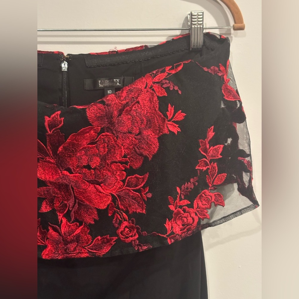 Badgley Mischka Floral Popover Black Gown - Picture 7 of 11